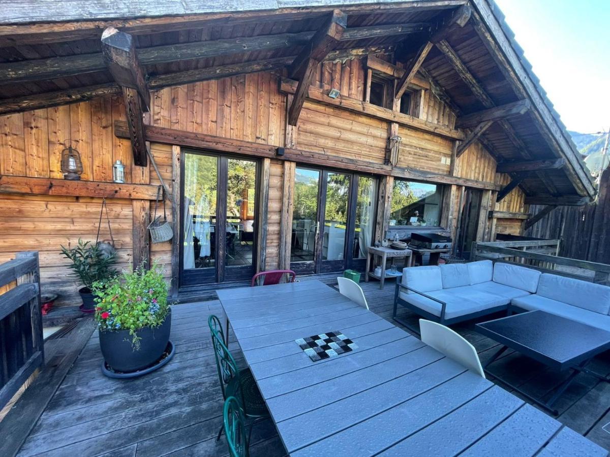 Magnifique Chalet Dans La Vallee De Chamonix Серво Екстериор снимка